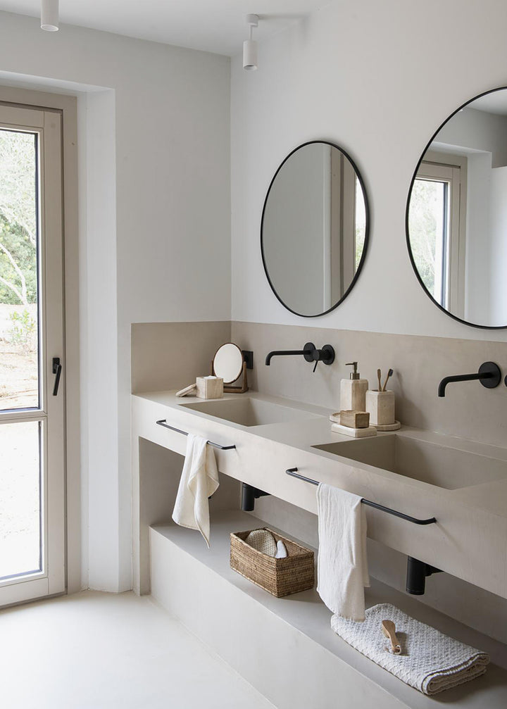 Aufbewahrungskorb Ria aus handgewebtem Rattan