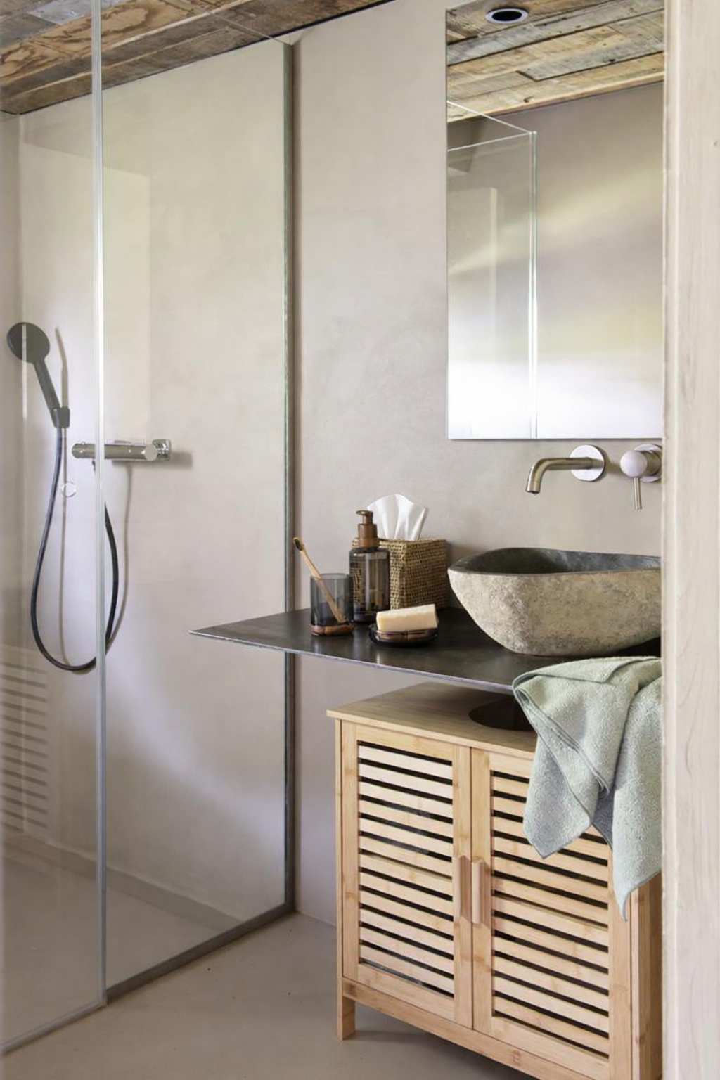 Quadratische Kosmetiktuchbox Ria aus Rattan, handgefertigt