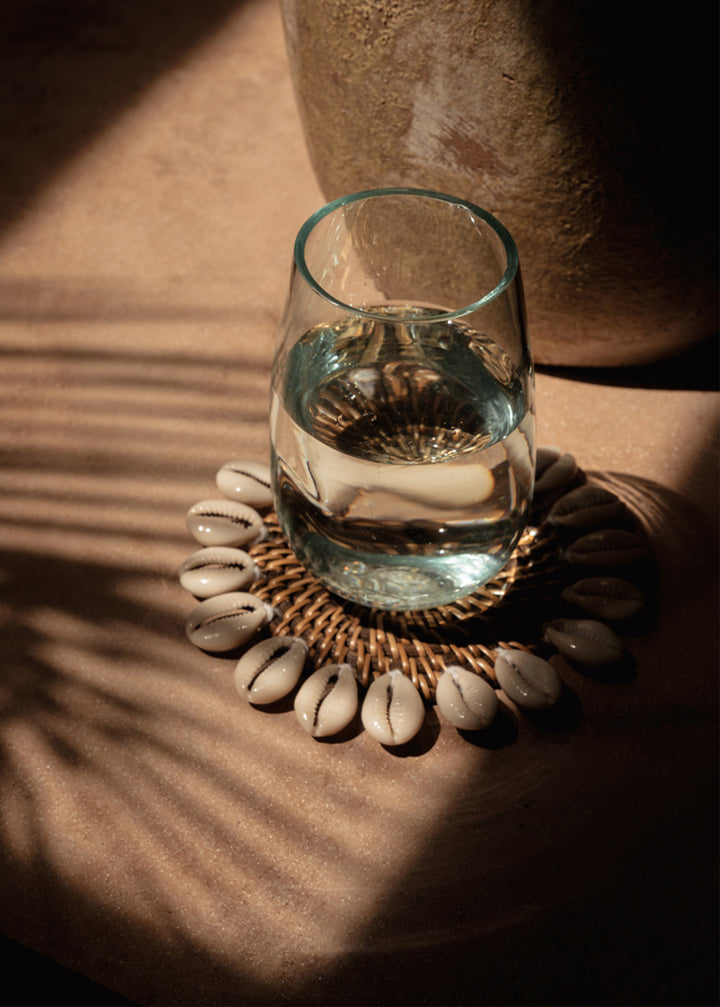 Rattan-Untersetzer mit Muscheln, handgeflochten, 2er-Set